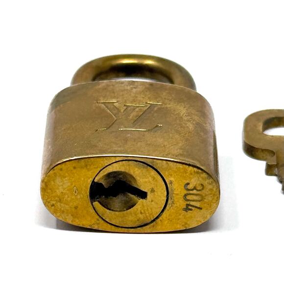 Louis Vuitton Lock & Key Set - Picture 4 of 8